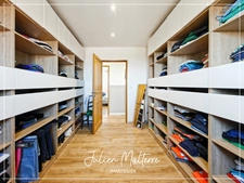 Recent house of 170 m² on 2100 m² of preserved land, 7 rooms, 5 bedrooms including dressing room, 85 m² garage in MAROLS (42)