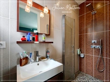 A 1920s bourgeois house with 210 m² of living space and outbuildings, 6 bedrooms, in the heart of St-Etienne
