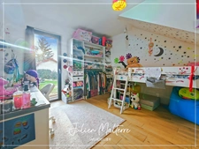 St-Just-St-Rambert, architect-designed house, 147 m², 4 bedrooms, double garage on a 985 m² plot