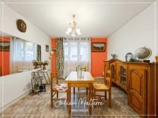 LA RICAMARIE - Ground floor 2-bedroom apartment of 52.83 m², cellar and large garage