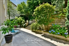 Maison bourgeoise 1920 de 210 m² habitables et ses dépendances, 6 chambres, au coeur de St-Etienne