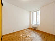 SAINT ETIENNE (42) - Exceptionnel LOFT en triplex de 265 m² avec 7 chambres, bureau, terrasse avec jardin et 2 garages - Quartier Tréfilerie