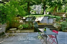 Maison bourgeoise 1920 de 210 m² habitables et ses dépendances, 6 chambres, au coeur de St-Etienne