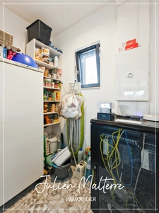 St-Just-St-Rambert, architect-designed house, 147 m², 4 bedrooms, double garage on a 985 m² plot