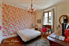 Maison bourgeoise 1920 de 210 m² habitables et ses dépendances, 6 chambres, au coeur de St-Etienne