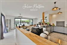 St-Just-St-Rambert, architect-designed house, 147 m², 4 bedrooms, double garage on a 985 m² plot
