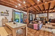 Grande maison familiale de 330 m² Carrez sur 1400 m² de terrain - 4 chambres, sous-sol complet et combles aménagés