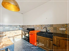 SAINT ETIENNE (42) - Exceptionnel LOFT en triplex de 265 m² avec 7 chambres, bureau, terrasse avec jardin et 2 garages - Quartier Tréfilerie