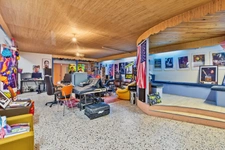 Grande maison familiale de 330 m² Carrez sur 1400 m² de terrain - 4 chambres, sous-sol complet et combles aménagés