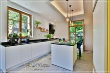 Maison bourgeoise 1920 de 210 m² habitables et ses dépendances, 6 chambres, au coeur de St-Etienne