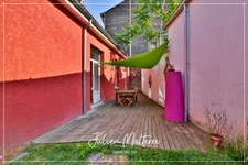SAINT ETIENNE (42) - Exceptionnel LOFT en triplex de 265 m² avec 7 chambres, bureau, terrasse avec jardin et 2 garages - Quartier Tréfilerie