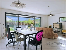 St-Just-St-Rambert, architect-designed house, 147 m², 4 bedrooms, double garage on a 985 m² plot