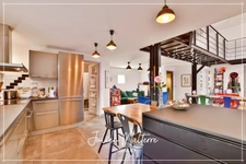SAINT ETIENNE (42) - Exceptionnel LOFT de 165 m² avec 5 chambres et garage - Quartier Tréfilerie