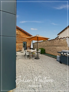 St-Just-St-Rambert, architect-designed house, 147 m², 4 bedrooms, double garage on a 985 m² plot