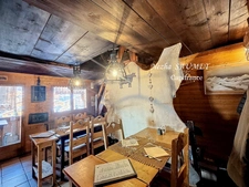 Fonds de commerce à vendre LE GRAND BORNAND (74), bar, restaurant, chambres d'Hôtes, terrasse, veranda, LicenceIV, piste de ski, sud, chalet, pôele à bois, cheminée, authentique, 