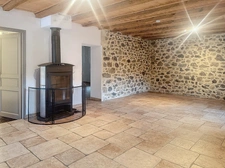 Dpt Haute Savoie (74), à vendre PEILLONNEX maison P3  - Terrain de 1 400,00 m², proche Genève, 2 chambres, ferme renovée, ferme à renovée, 