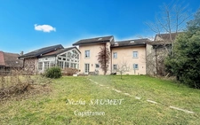 House for sale in Sciez (74), 7 rooms, 2 suites, land, garden, terrace, cellar, parking spaces, family-friendly. 