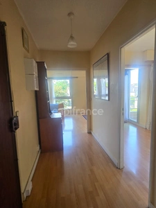 Saint-Gratien (95) – 4 pièces de 83 m² avec balcon, parking et cave à proximité du lac d'Enghien