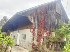 Dpt Haute Savoie (74), à vendre PEILLONNEX maison P3  - Terrain de 1 400,00 m², proche Genève, 2 chambres, ferme renovée, ferme à renovée, 