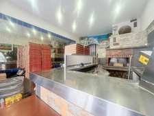 Pizzeria avec murs commerciaux à vendre – Ambilly, aux portes de Genève