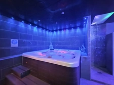 À VENDRE – INSTITUT-DANS LE SECTEUR DU BIEN-ÊTRE ET DE L’ESTHÉTIQUE-SAUNA-HAMMAM-BABY SAUNA- FAMILIAL
