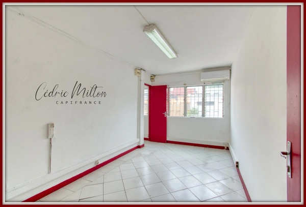 Bureau 90 m² Centre Ville de Fort-de-France