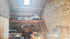 Maison à vendre 4 pièces OLLIERGUES (63) avec jardin, grange et cave