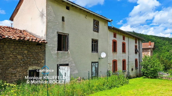 Maison de bourg à vendre 3 pieces avec jardin