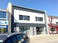 Dpt Rhône (69), à vendre VILLEFRANCHE SUR SAÔNE immeuble mixte commercial de 250 M2  - Avec importants travaux 