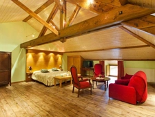 Dpt Saône et Loire (71), à vendre CUISERY Hôtel - C'est l'occasion ou jamais de lancer votre restaurant "Bouillon" 