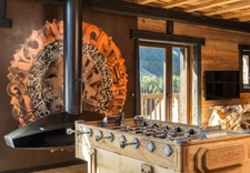 ULTRA-PREMIUM ALPINE COMPLEX of 3,500 m² in TIGNES (73) 5 Chalets, ski-in/ski-out access, view, swimming pool. 