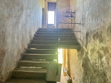 Dpt Rhône (69), à vendre proche de VILLEFRANCHE SUR SAONE  Idéal horticulture ou pension pour chevaux 