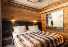Chalet de luxe 12 pièces TIGNES (73) skis aux pieds , 400 m2 entièrement aménagé et décoré 