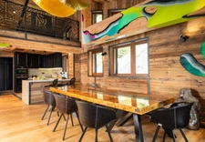 ULTRA-PREMIUM ALPINE COMPLEX of 3,500 m² in TIGNES (73) 5 Chalets, ski-in/ski-out access, view, swimming pool. 