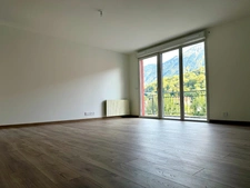 Dpt Haute Savoie (74), à vendre FAVERGES appartement T3 100% RENOVE ( 73,21 m2) Expo Sud Est au 2ème étage avec terrasse 