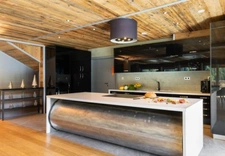 ULTRA-PREMIUM ALPINE COMPLEX of 3,500 m² in TIGNES (73) 5 Chalets, ski-in/ski-out access, view, swimming pool. 