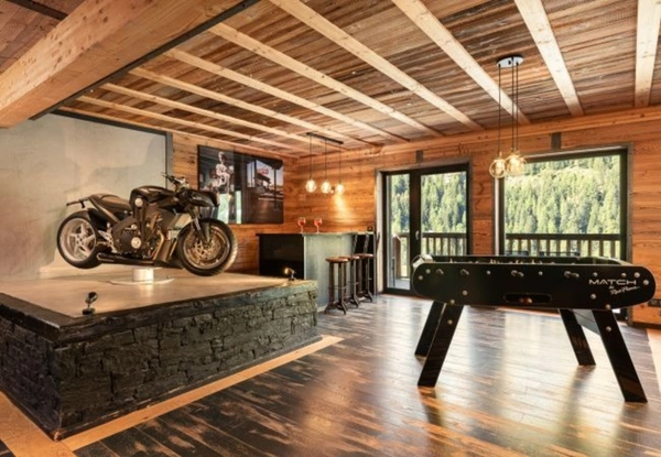 Chalet de luxe 5 pièces TIGNES (73) skis aux pieds , 300 m2 entièrement aménagé et décoré 