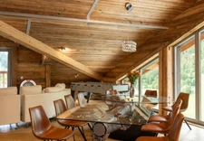 ULTRA-PREMIUM ALPINE COMPLEX of 3,500 m² in TIGNES (73) 5 Chalets, ski-in/ski-out access, view, swimming pool. 