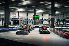 Dpt Rhône (69), A LOUER  LYON NORD  -  LOCAL 4 000 m2 – pour activités ou Karting 