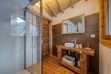 Chalet traditionnel de prestige – Accès direct aux pistes de ski à LA CLUSAZ (74)