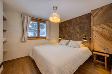 Chalet traditionnel de prestige – Accès direct aux pistes de ski à LA CLUSAZ (74)