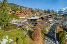 Chalet avec vue et terrain de 131 m2 à LA CLUSAZ (74)