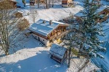 Chalet traditionnel de prestige – Accès direct aux pistes de ski à LA CLUSAZ (74)