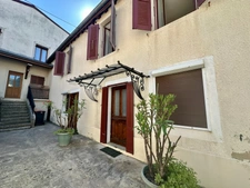 Dpt Ain (01), à vendre OYONNAX maison P4   