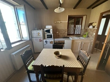 Dpt Ain (01), à vendre OYONNAX maison P4   