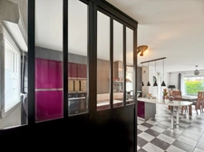 Maison contemporaine lumineuse avec jardin sans vis-à-vis sur la commune de SEICHES SUR LE LOIR (49)