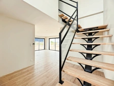 BRAIN SUR L'AUTHION : Magnifique maison contemporaine offrant 4 chambres, une vie de plain-pied, garage et jardin.