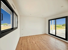 BRAIN SUR L'AUTHION : Belle maison contemporaine d'architecte avec vie de plain-pied, 4 chambres, garage et jardin. 