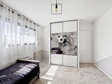 Angers : Maison contemporaine d'architecte de 210 m2 avec piscine et studio indépendant 