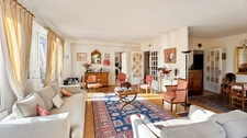 Appartement Type 4 130 m2 de standing avec ascenseur et garage au pied du château et proche de la gare d'Angers